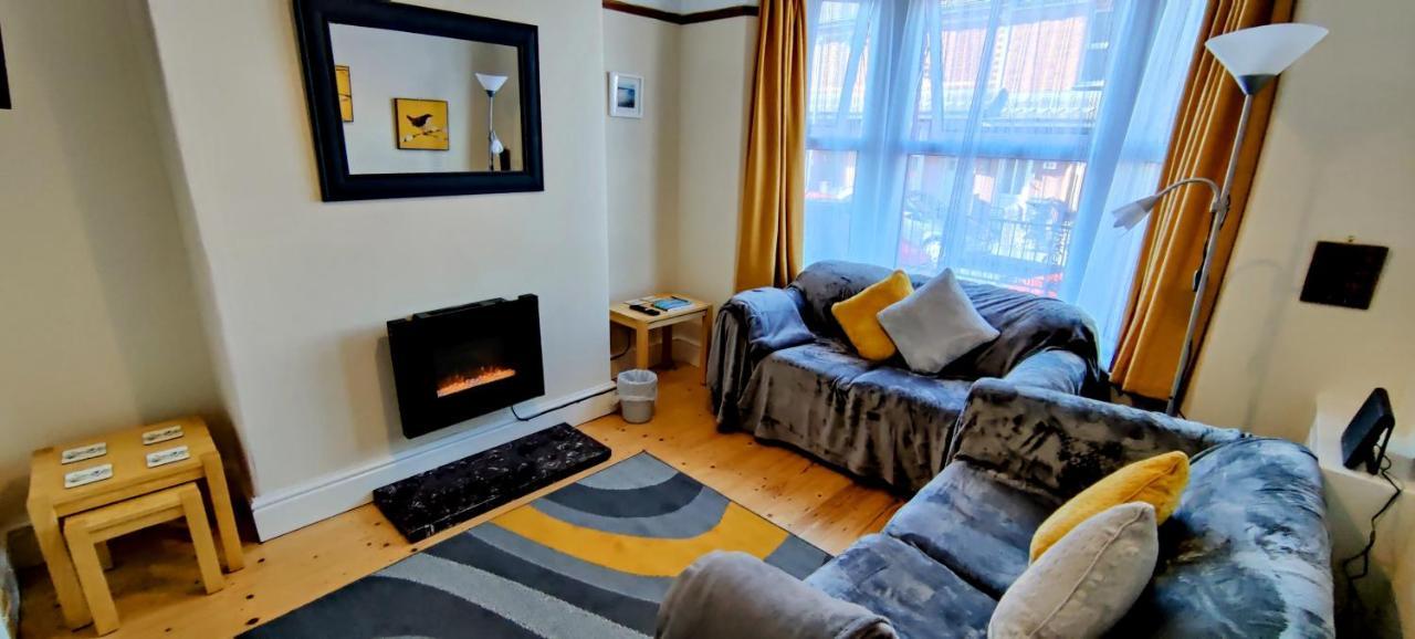 Willa Rhubarb Terrace On The Coast - Sleeps 1-6 Colwyn Bay Zewnętrze zdjęcie