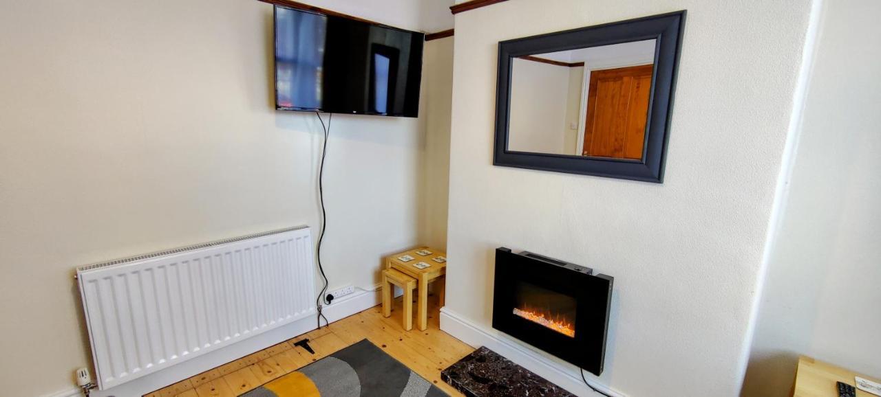 Willa Rhubarb Terrace On The Coast - Sleeps 1-6 Colwyn Bay Zewnętrze zdjęcie