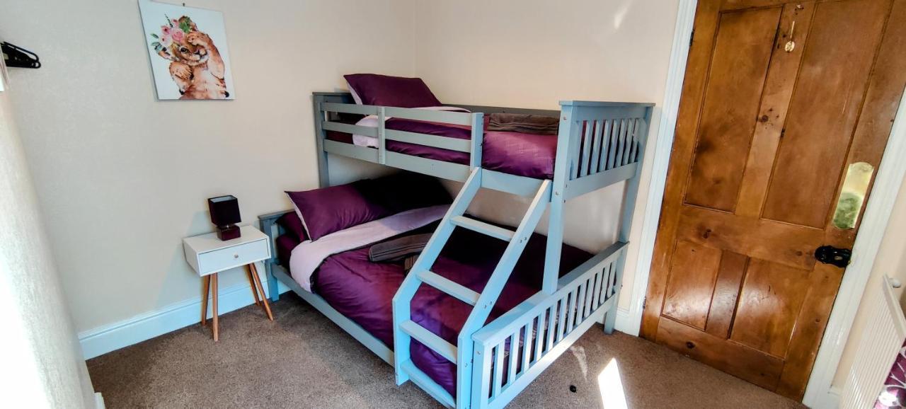 Willa Rhubarb Terrace On The Coast - Sleeps 1-6 Colwyn Bay Zewnętrze zdjęcie