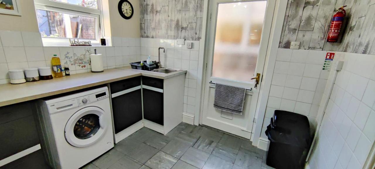 Willa Rhubarb Terrace On The Coast - Sleeps 1-6 Colwyn Bay Zewnętrze zdjęcie